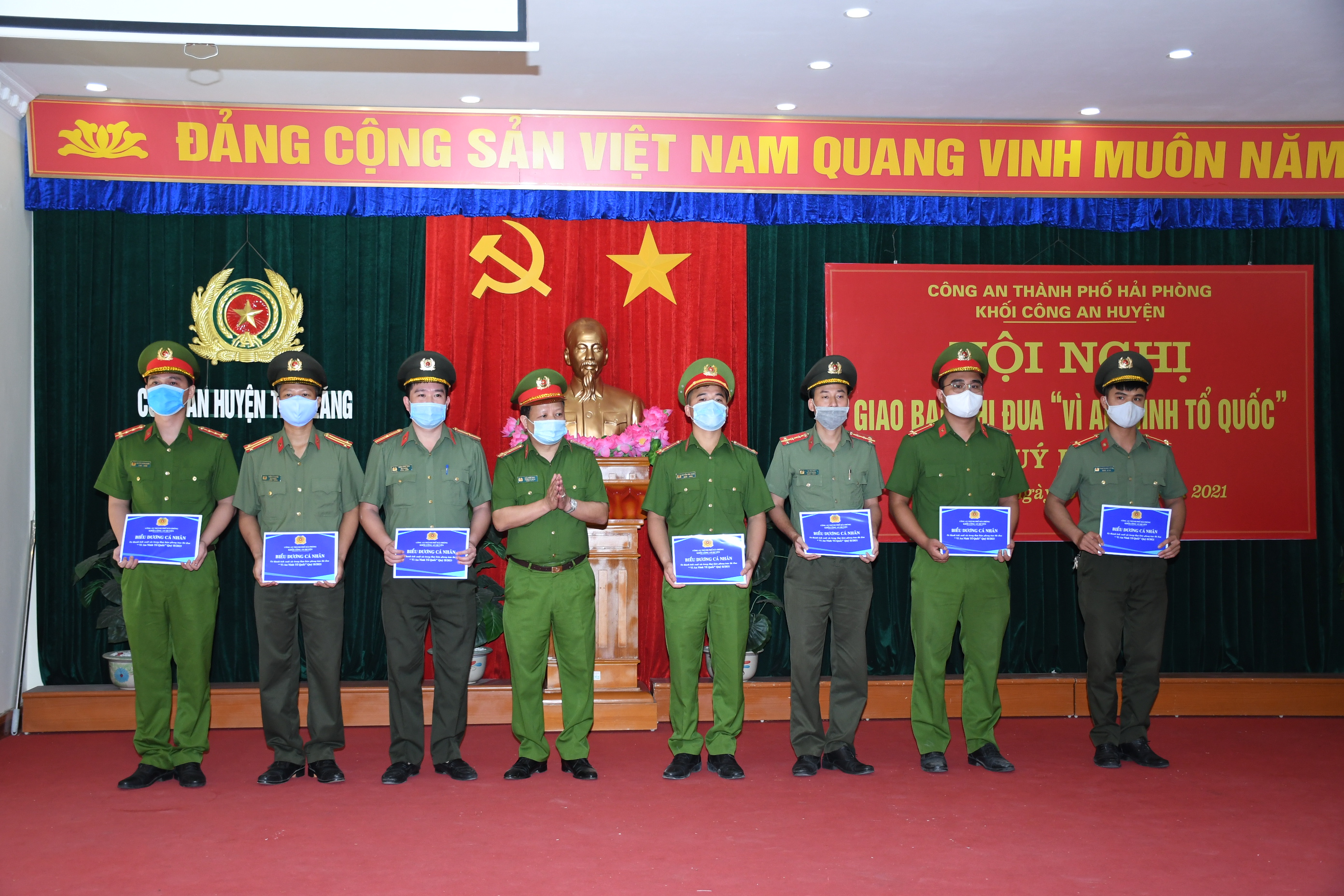 Khối Công an huyện đẩy mạnh công tác xây dựng Đảng